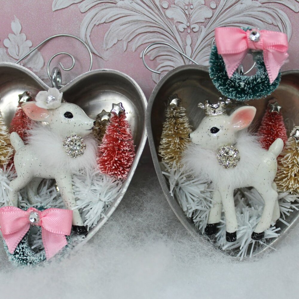 White Deer Bottle Brush Trees Christmas Ornaments: Vintage Retro Jello Mold Tin